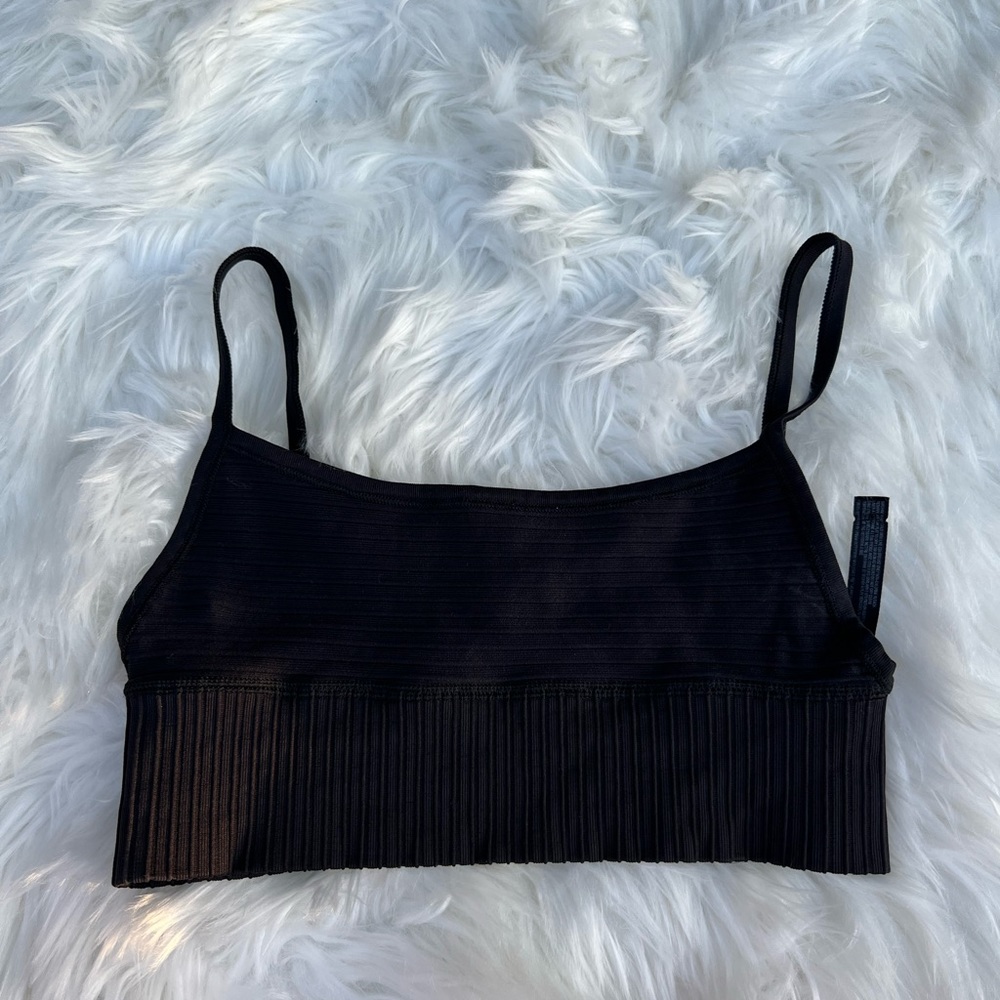 URBAN OUTFITTERS black ribbed tank top